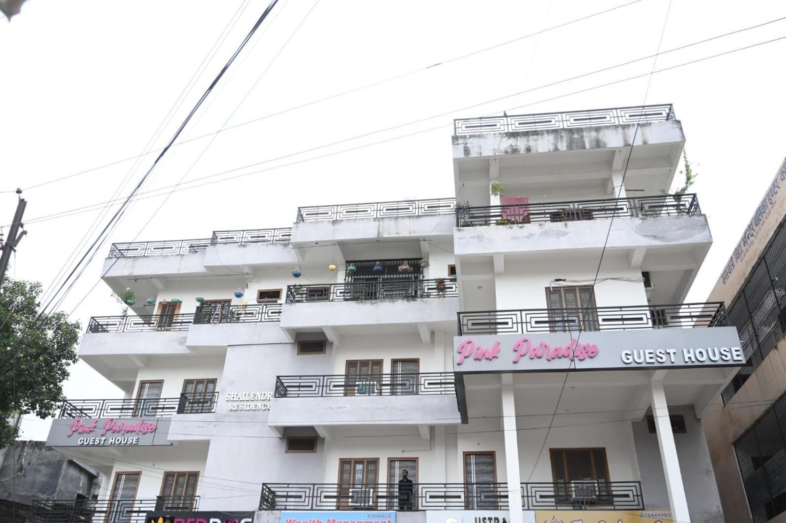 Hotel Pink Paradise Gorakhpur Buitenkant foto